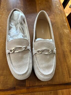 Calvin Klein beige loafers size 10